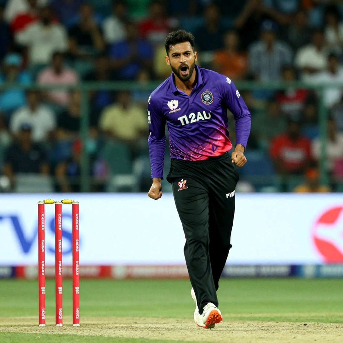 A Release Clause, a Wage Bill and Those Five Weeks: How Contract Architecture Is Deciding UAE Cricket's Player Futures