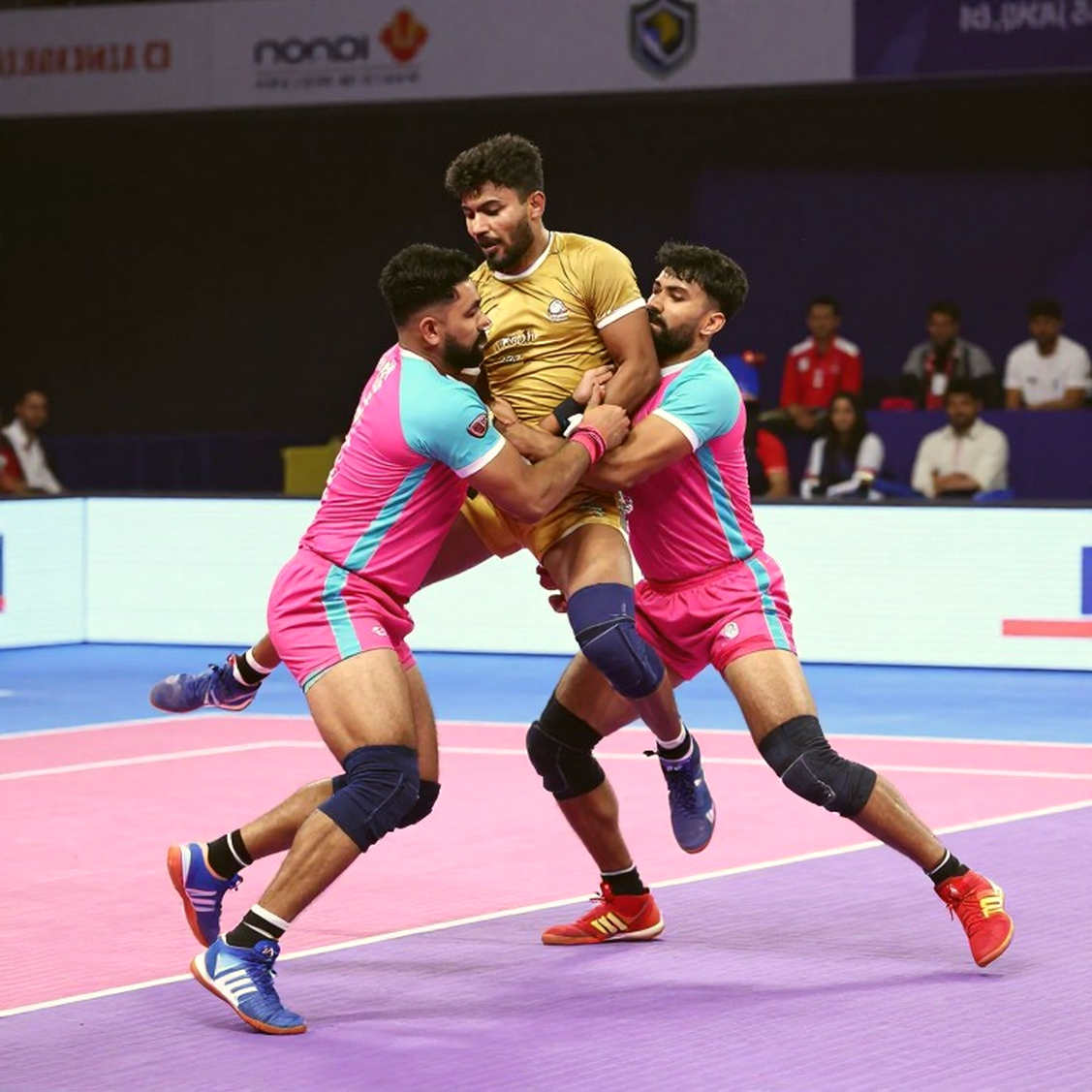 পাওয়ান সেহরাওয়াত বাদ, তবু আসল প্রশ্নটা তাঁর নয়: কমনওয়েলথ কাবাডি চ্যাম্পিয়নশিপে ভারতের ১৭ জনের হিসাব